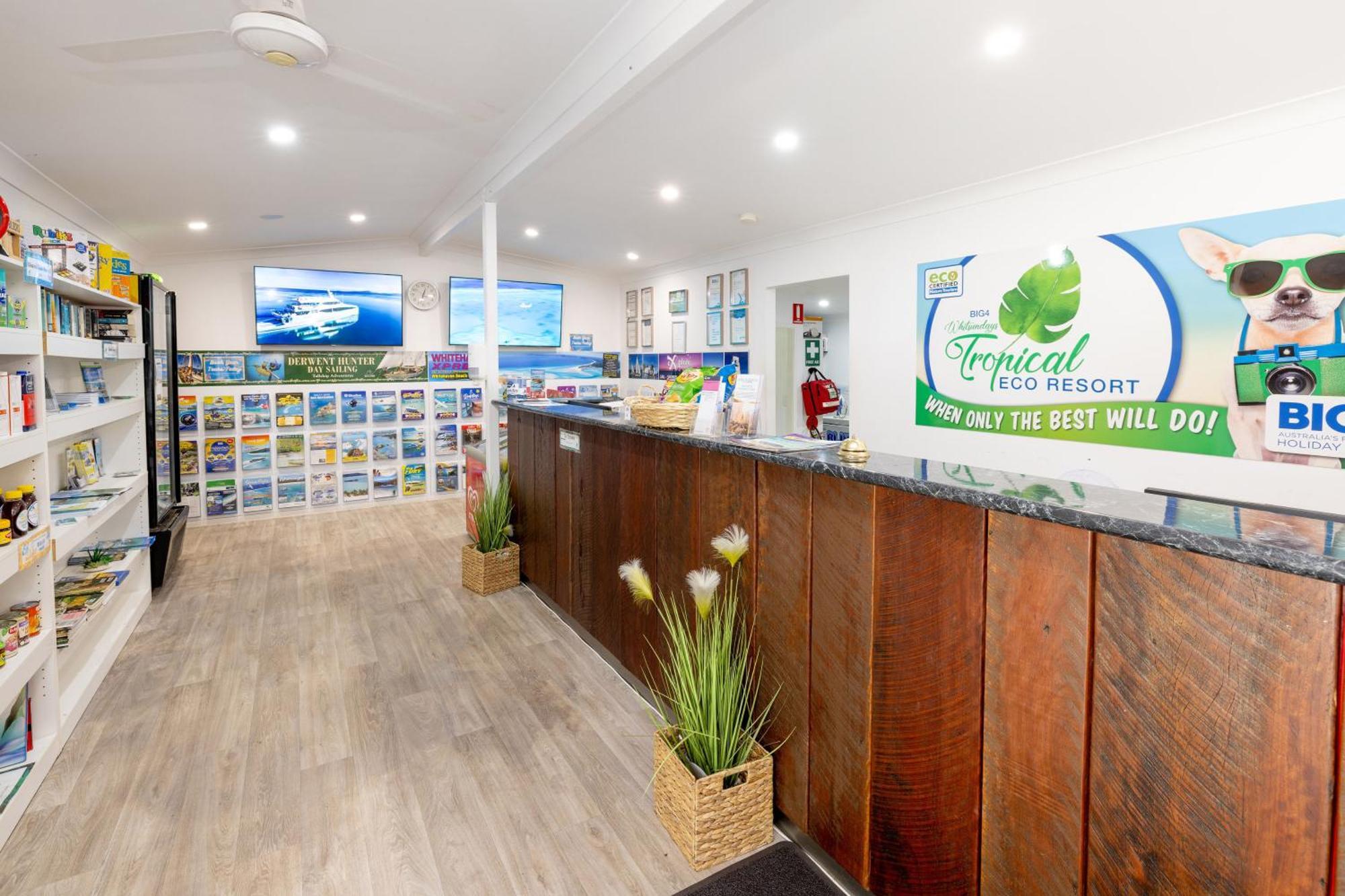 Big4 Whitsundays Tropical Eco Resort Airlie Beach Eksteriør billede